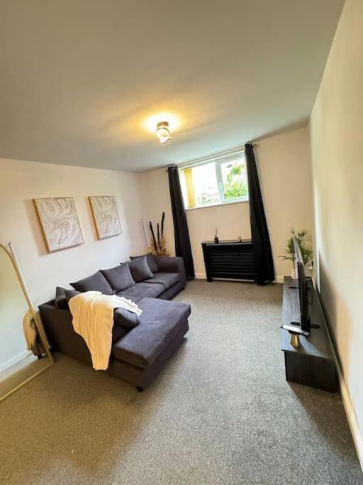 Luxury Cozy 3 Bed Apartment 5Mins From City - Free Parking! Nottingham Exterior photo